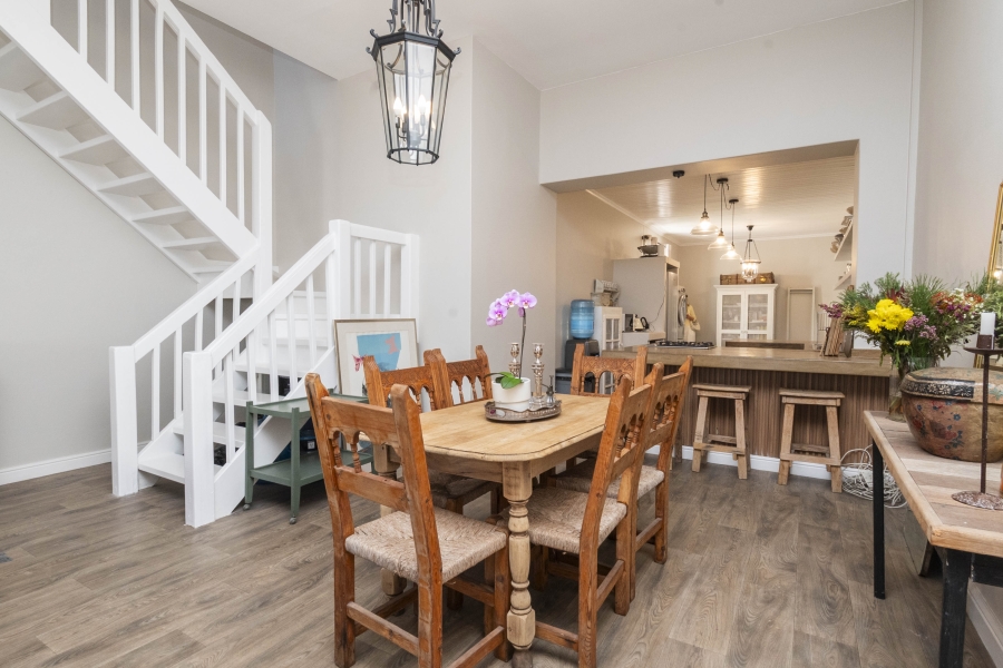 To Let 3 Bedroom Property for Rent in Sea Point Western Cape